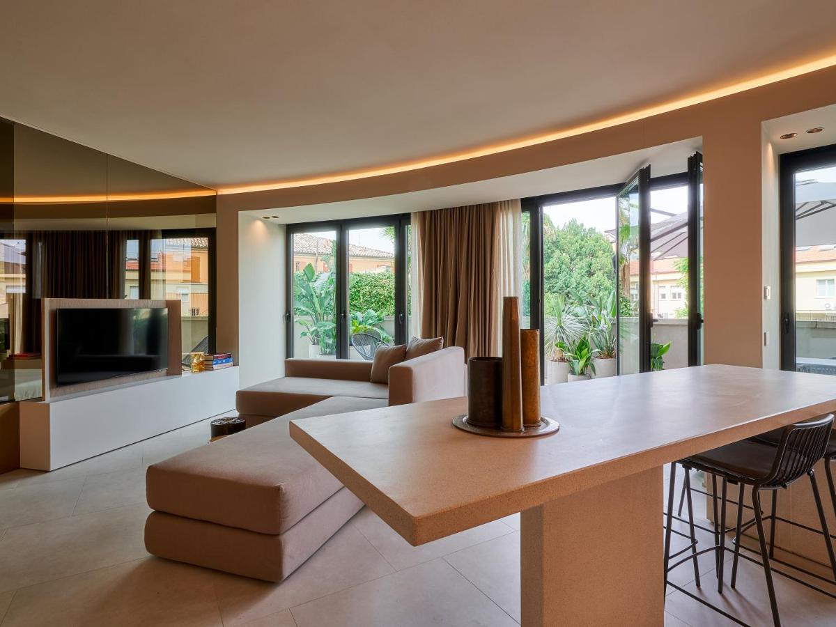 Le Residenze By Victoria Palace Cattolica Exteriér fotografie